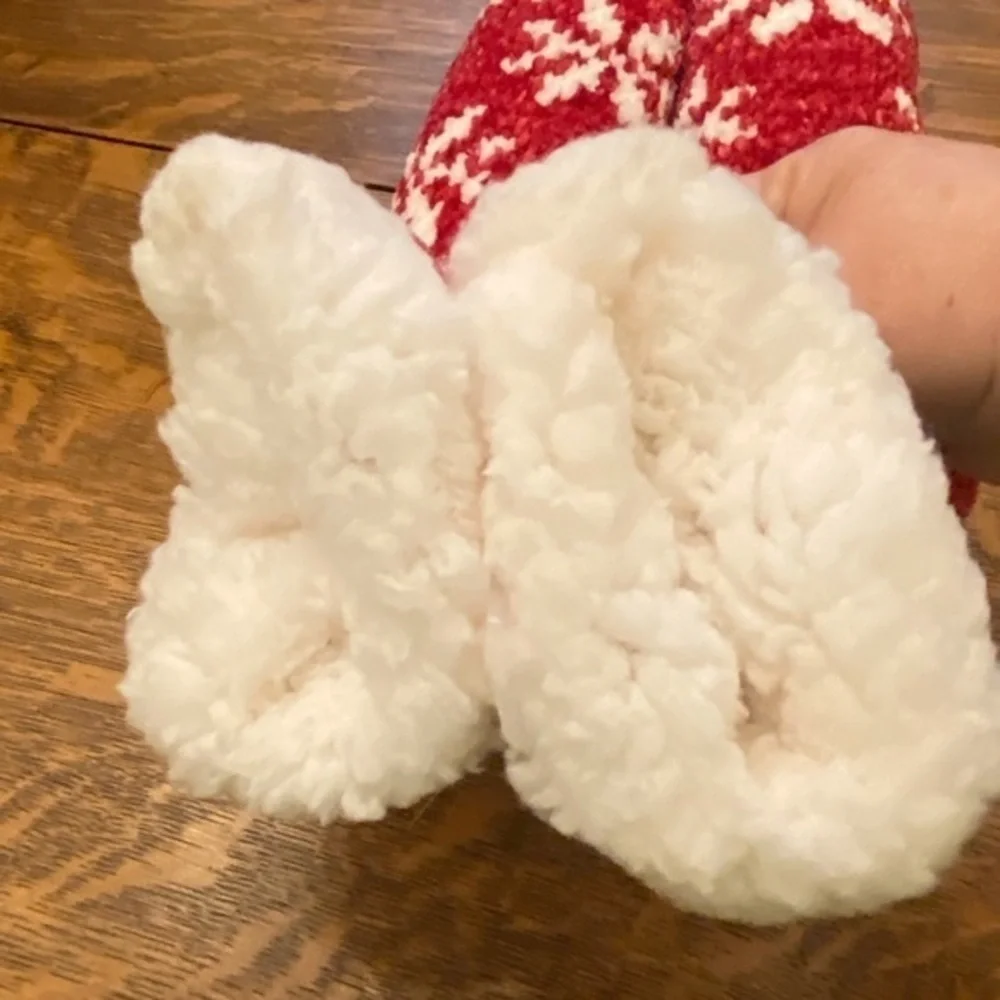Women’s Cuddl Duds Sherpa lined Loung socks